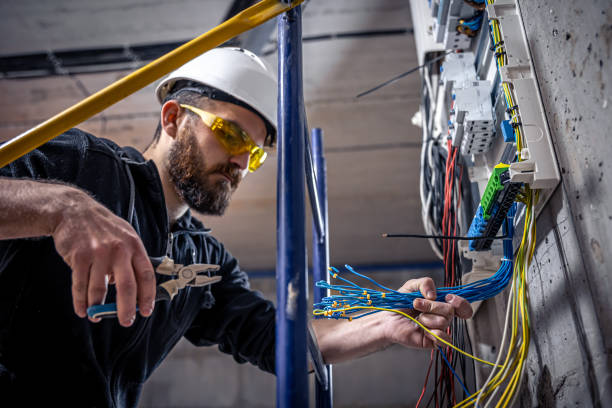 Best Affordable Emergency Electrician  in South Hooksett, NH